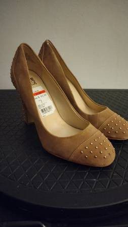 Anne Klein Women's Studded Suede Shoes 7 

