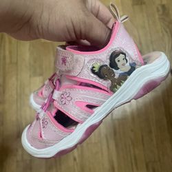 Toddler Shoes - Nike 