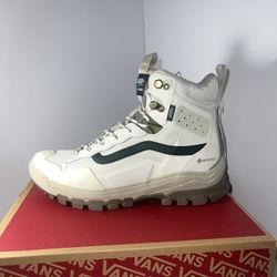Brand New VANS UltraRange Exo Hi GORE-TEX MTE-3 Shoe Size 8 Mens /Women’s 9.5W