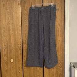  Lightweight striped pants