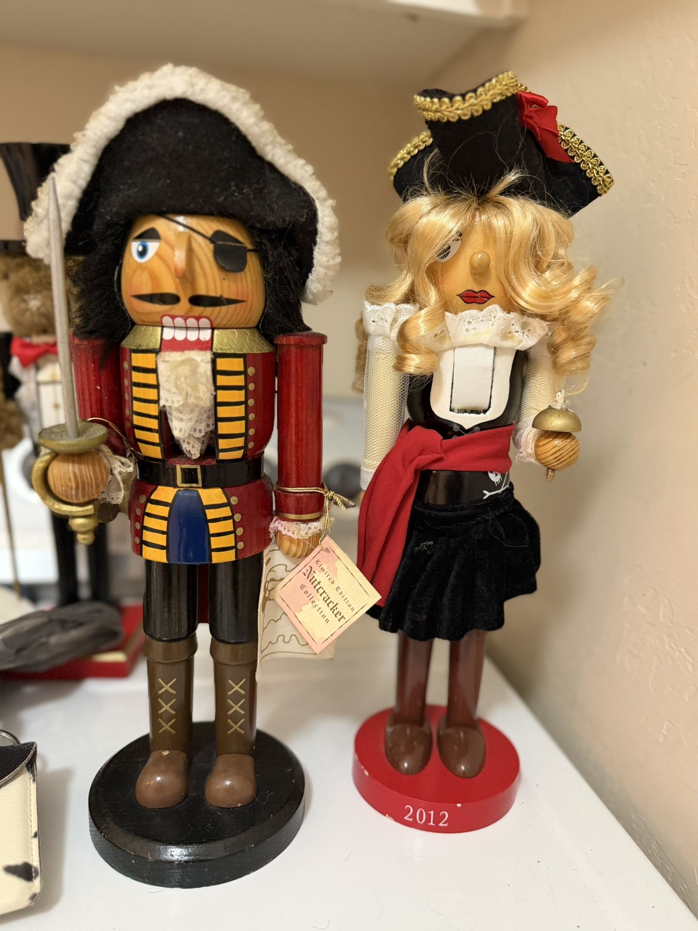 14” Nutcrackers Limited Edition Pirates Couple