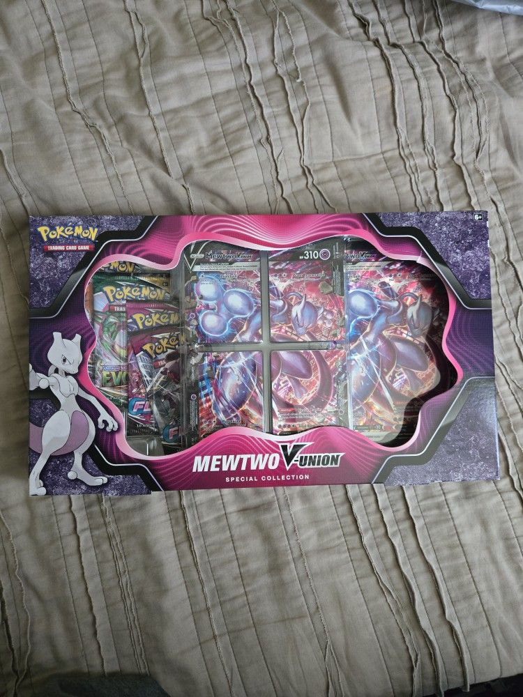Mewtwo V Union Collection