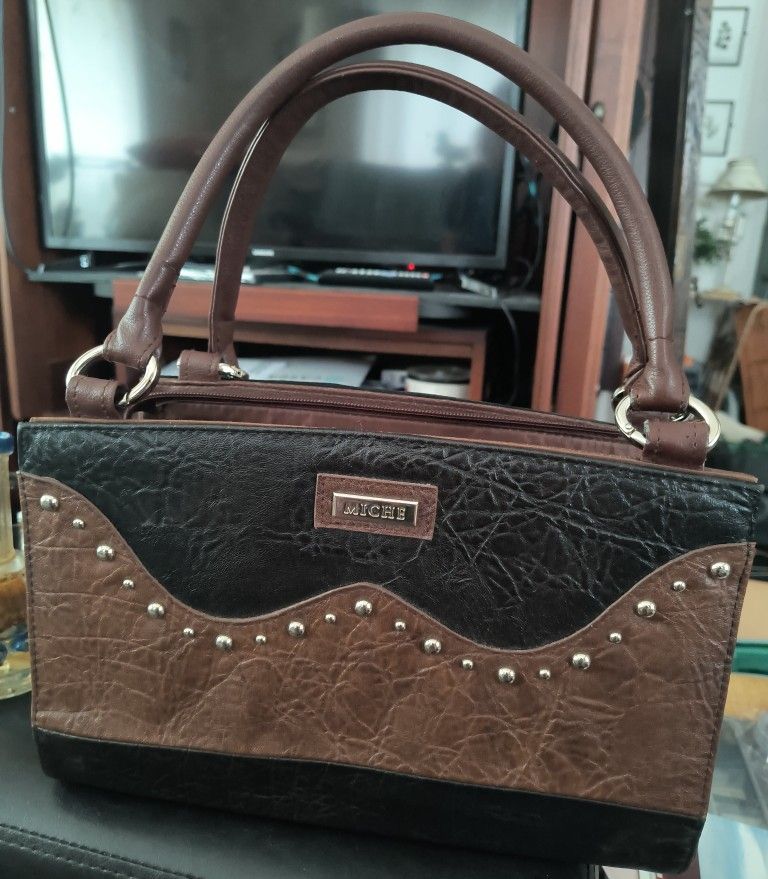 MICHE PURSE WITH 6 COVERS
