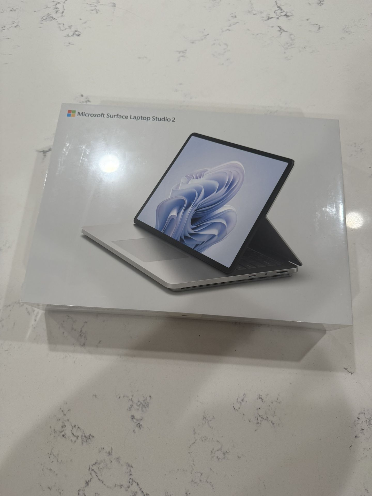 Surface laptop studio 2 I7/32GB/1TB