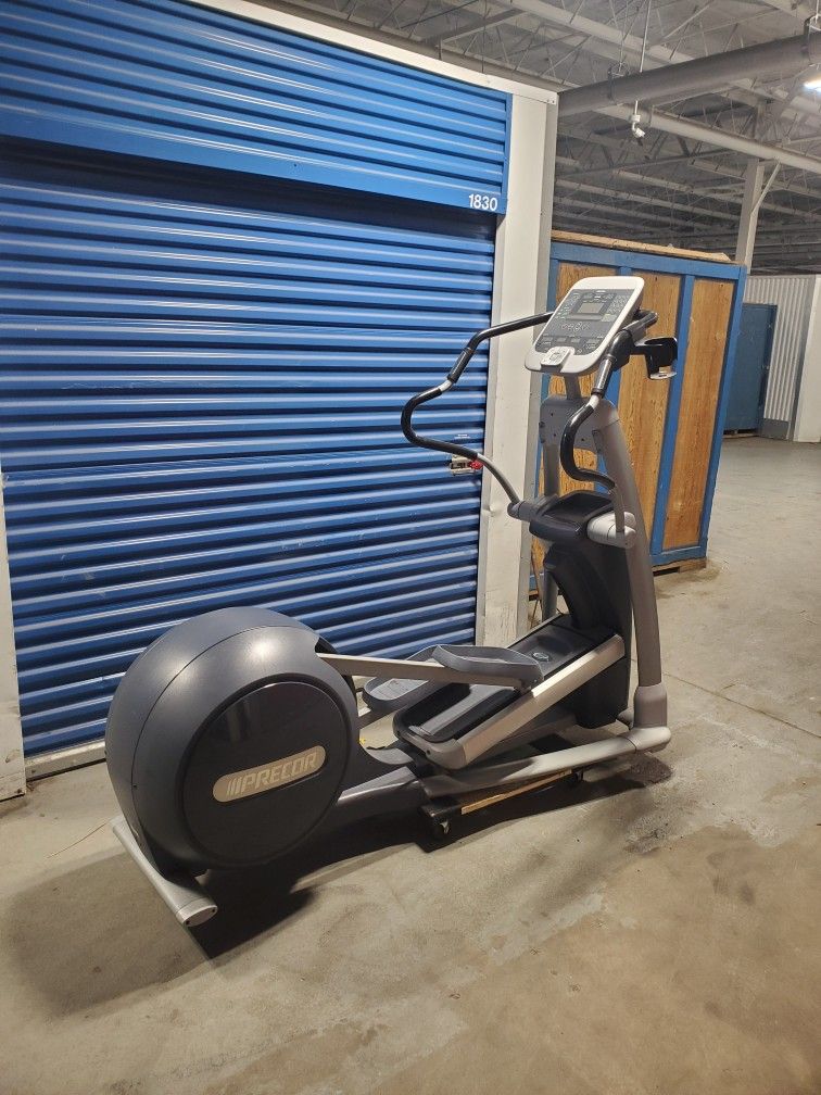 Precor Elliptical LOCAL DELIVERY AVAILABLE