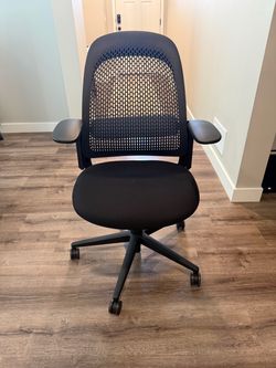 Modern Ergonomic Office Chair