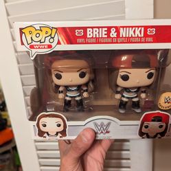 Brie and nikki bella two pack funko pop bella twins wwe