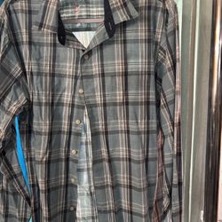 shirt for men Size L 8 dlls