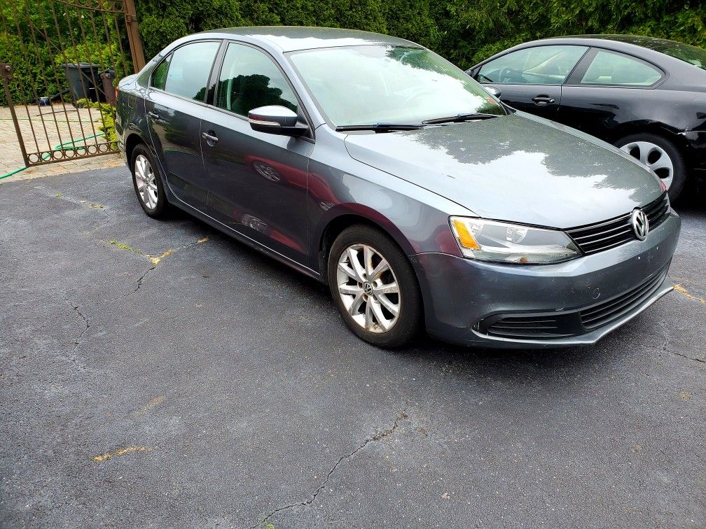 2011 Volkswagen Jetta Mk6 2.5 With New Parts