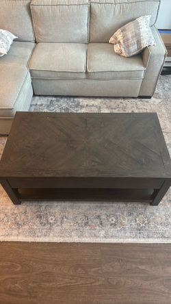 Coffee Table - Lift Top
