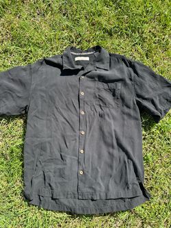 Tommy Bahama Button Down