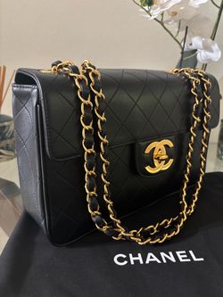 Chanel Black Leather Flapbag Jumbo Maxi XL Handbag Gold Hardware