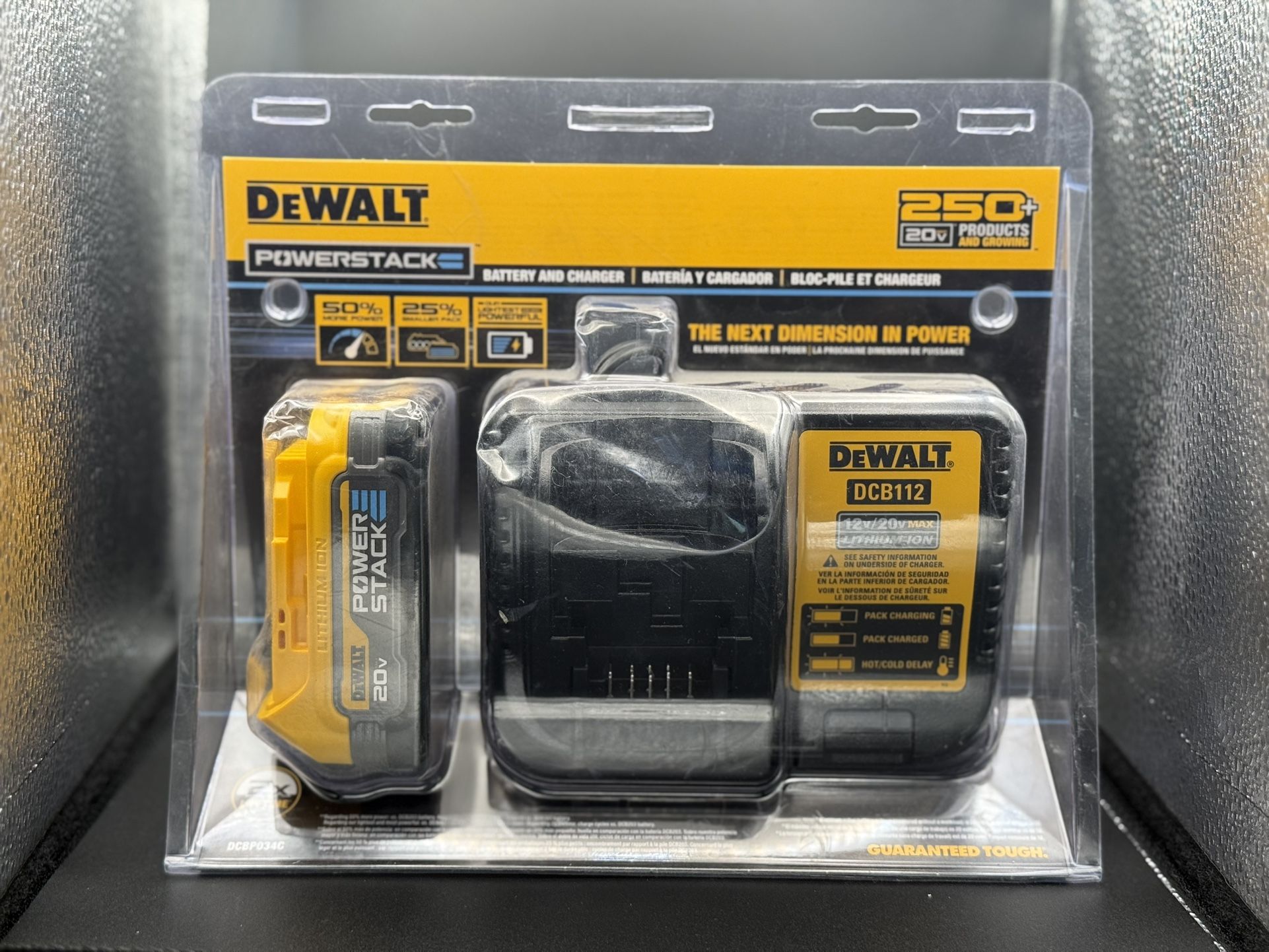 DeWalt 20V MAX POWERSTACK Starter Kit With 1.7 Ah Battery & Charger DCBP034C
