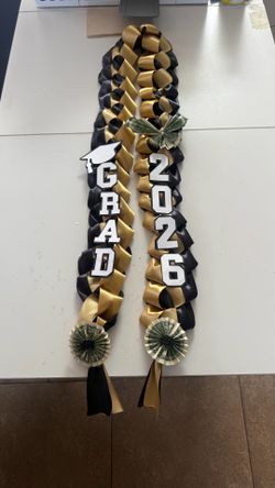 Graduation lei