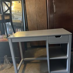 Sleek Modern Desk for Sale!