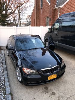 2006 bmw 330i.