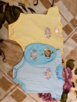 Baby Onesies and Bib Set 6/9 months