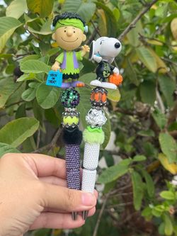 Snoopy peanut