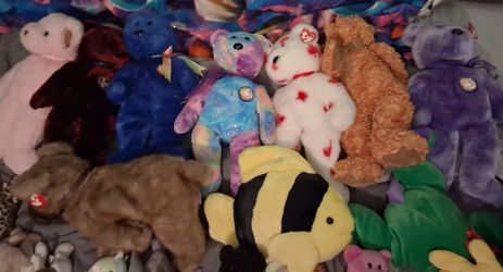 Ty Beanie Babies Collection Lot