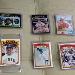 Rare Vintage Baseball Cards In Mint Condition!! 
