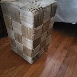 Wicker END TABLE 