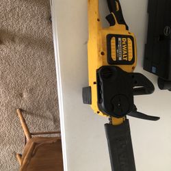 DEWALT 60V MAX 18in. Brushless Battery Powered Chainsaw, Tool Only