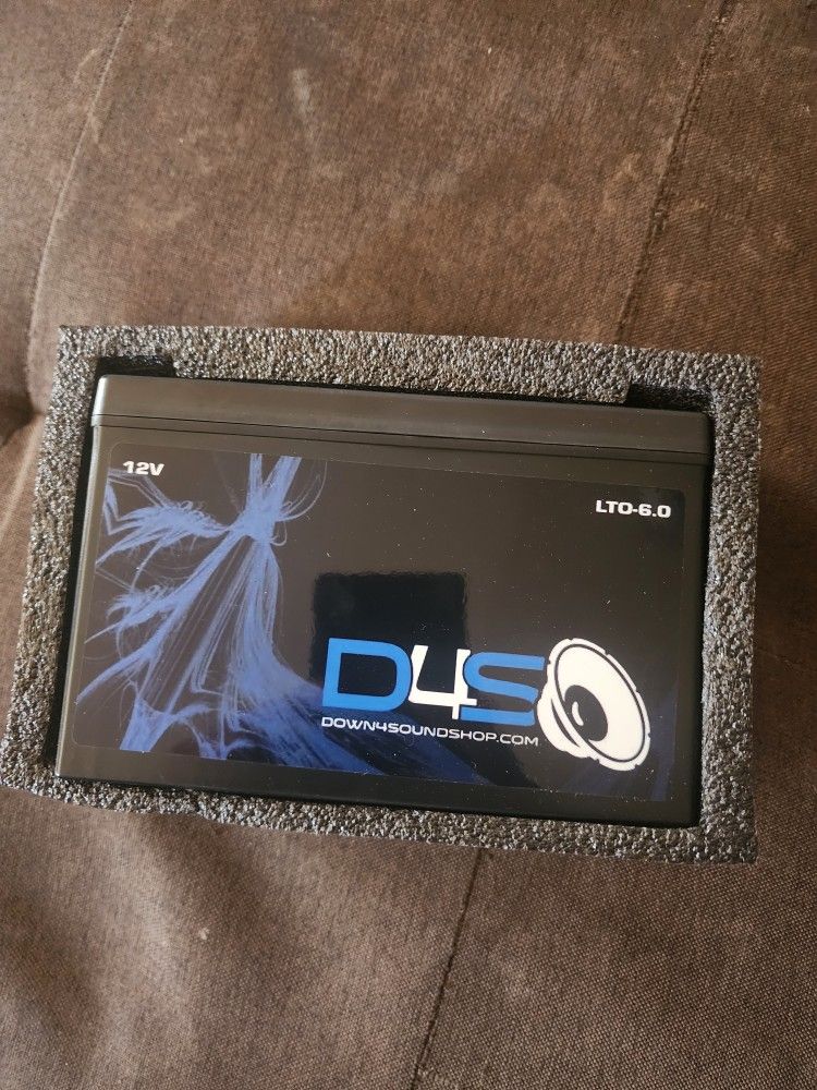 D4s Battery