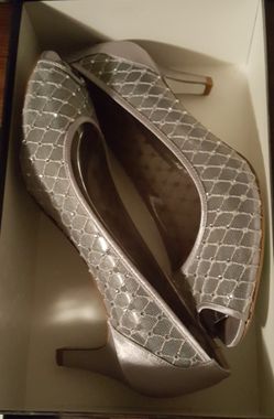 Adrianna Papell Jamie Silver heels