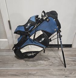 Walter Hagen Jr Series 1 Golf Bag w/Stand & Back Harness