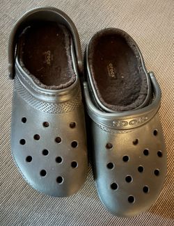 Lined Crocs - New!