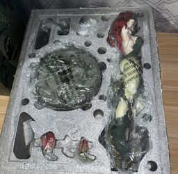 Poison Ivy Collectible Statue Figure with Base