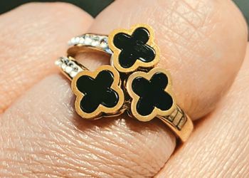 Gold & Black Clover Trio Ring