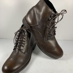 DMSX Donald Pliner Noel Boots Italy Women Size 8 NEW