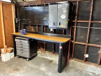 Craftsman professional workbench