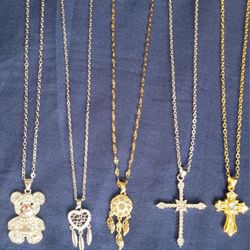 Necklace. Cadena. Teddy Bear, Heart, Dreamcatcher.  Gold Color Cross. Silver Color Cross. Rhinestones. Osito. Cruz. Fashion Jewelry 