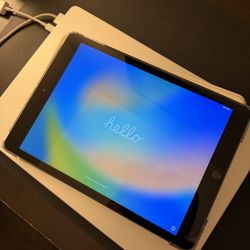 iPad 8th Gen 32GB (2020)
