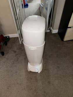 Diaper Genie 