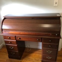 Cherry Wood Desk ( Good Condition ) 