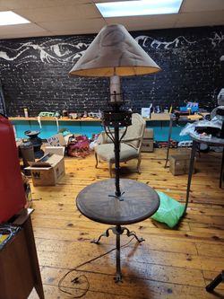 Table lamp