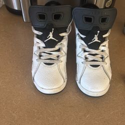 Black And White Jordan Shoes 12C