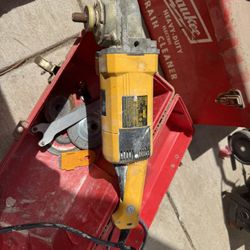 Angle Grinder 7” DeWalt
