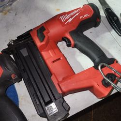 Firm Price🛑 Milwaukee M18 FUEL 18g Finish Nailer. Used Good. Tool-Only. precio Firme 🛑 