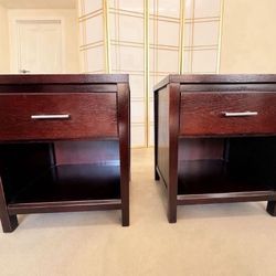 Set of 2 Nightstands - Solid Wood - Drawer + Shelf