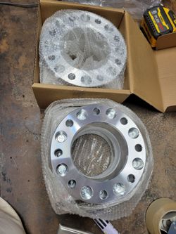 2011-----2019 GMC Sierra /Chevy Silverado 2500hd--3500 HD 2 inch wheel spacers