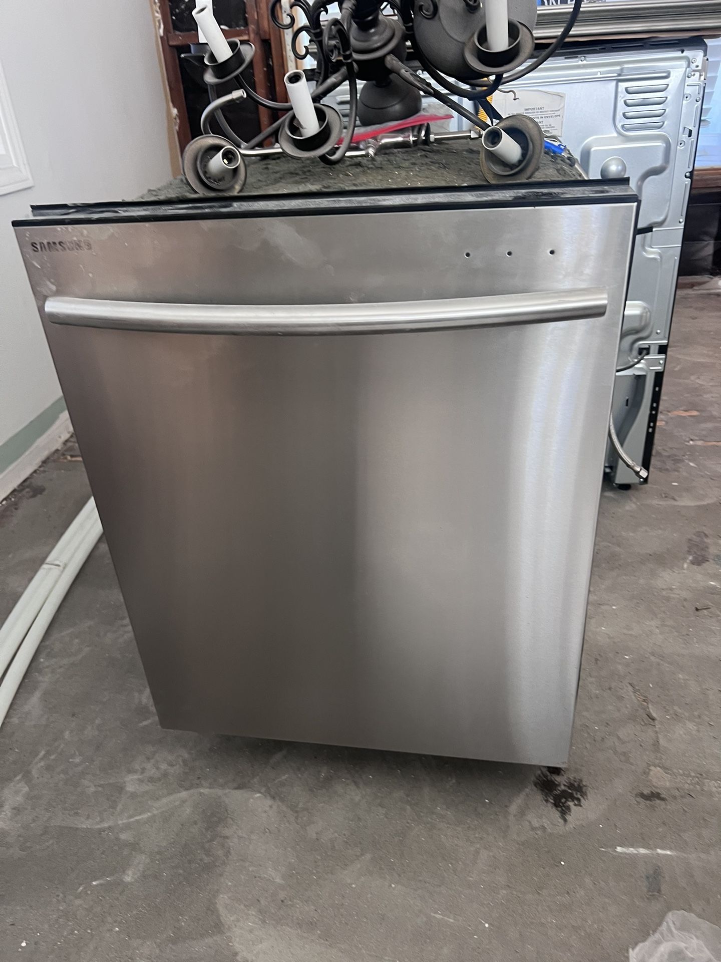 Samsung Dishwasher-used Few Times Only