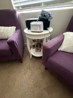 Set of Chairs with coffee table