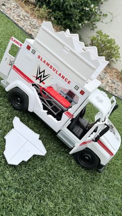 WWE Slambulance wrestling