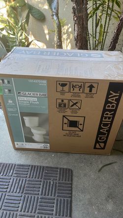 BRAND NEW TOLIET