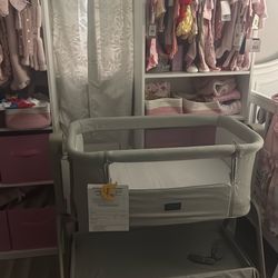 Grey Bassinet