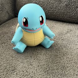 Squirrel statue Pokémon